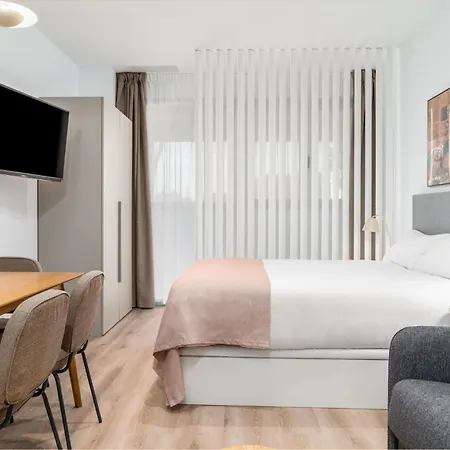 Carrer D'antonio Ferrandis 4* Валенсия