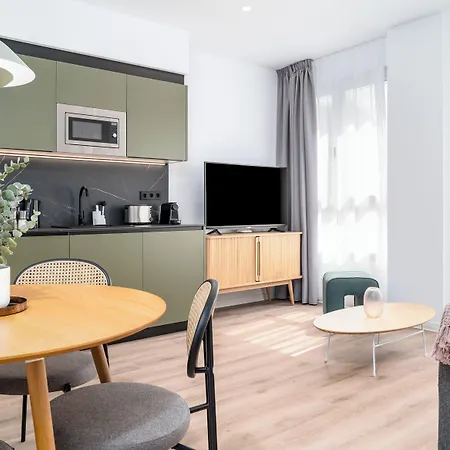 Carrer D'antonio Ferrandis Apartmanhotel 4*