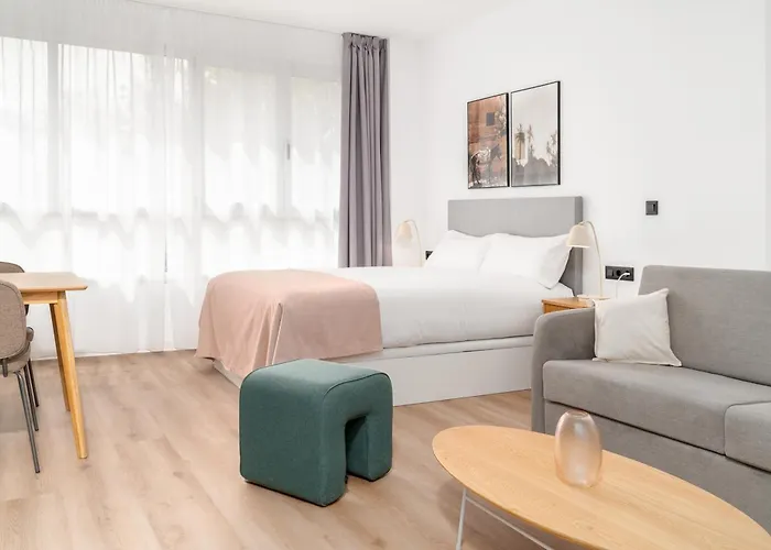 Limehome Carrer D'antonio Ferrandis Валенсия